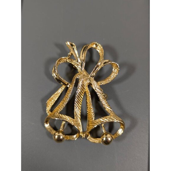Vintage Christmas Bells Brooch Gold Tone Holiday Party - Picture 6 of 6
